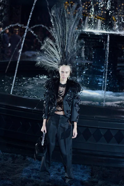 Look 39